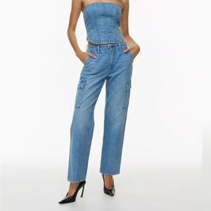 Aritzia Denim Forum The '90s Edie Lo-Rise Cargo Jean